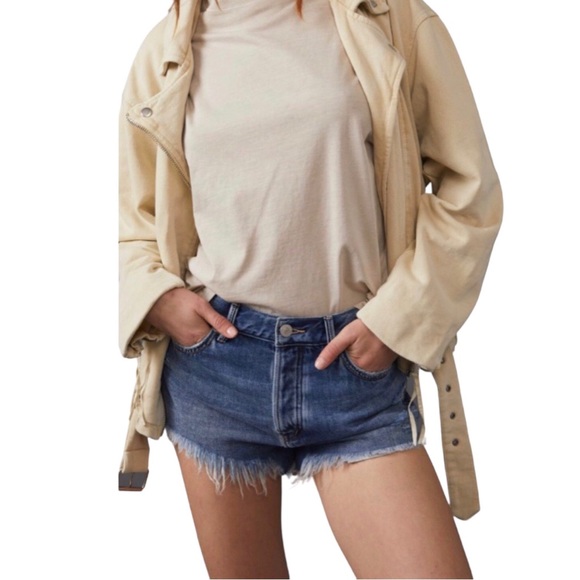 FREE PEOPLE DISTRESSED BLUE DENIM SHORTS - Picture 7 of 16